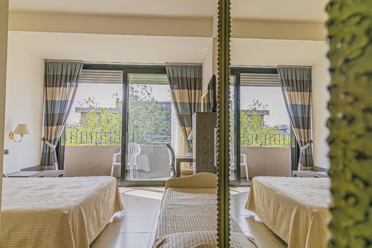 Hotel Metropolitan Bellaria-Igea Marina Dış mekan fotoğraf