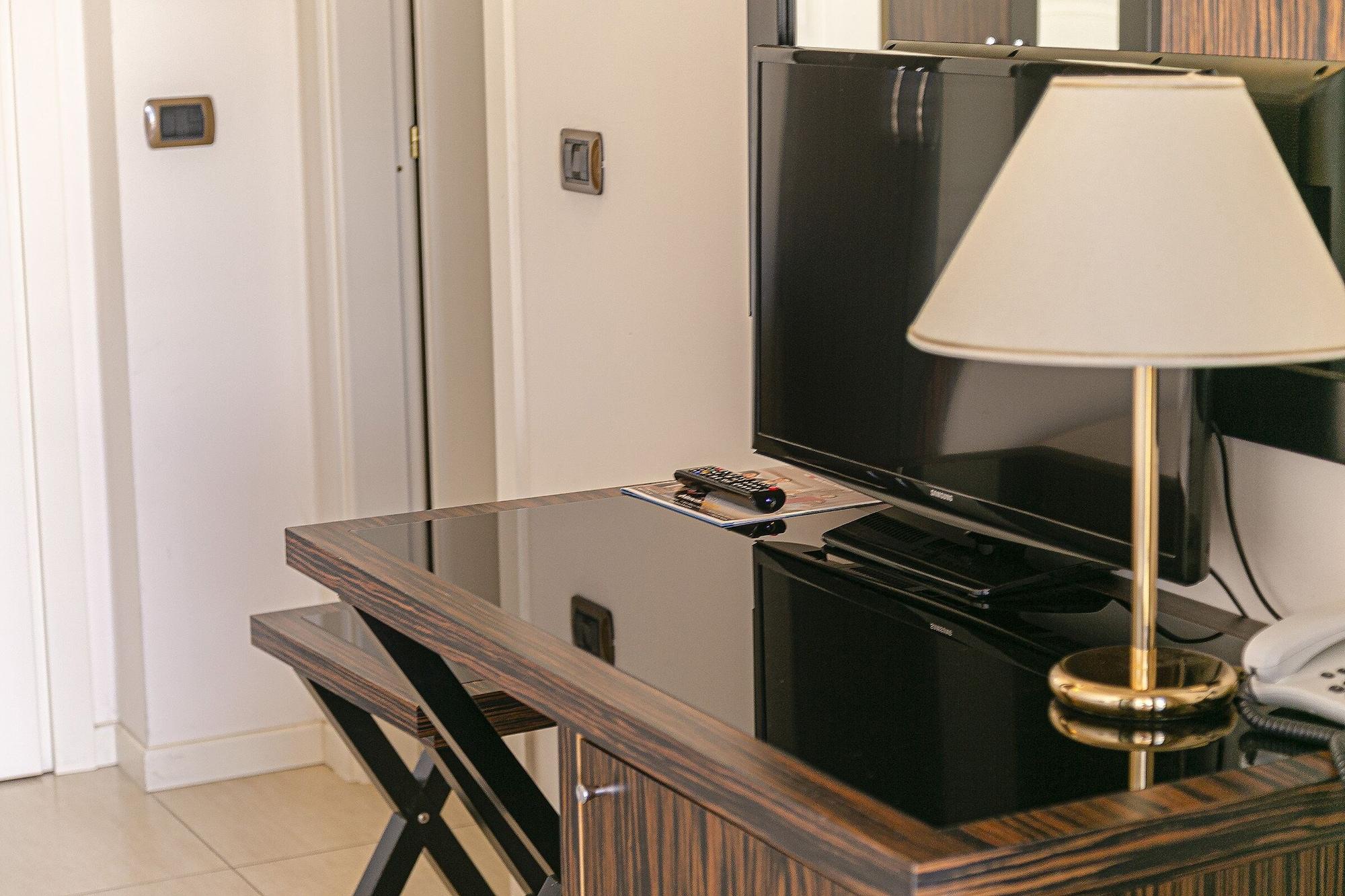 Hotel Metropolitan Bellaria-Igea Marina Dış mekan fotoğraf