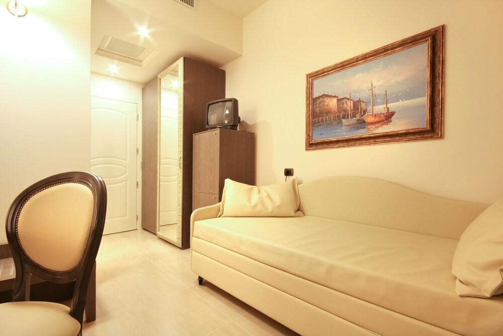 Hotel Metropolitan Bellaria-Igea Marina Dış mekan fotoğraf