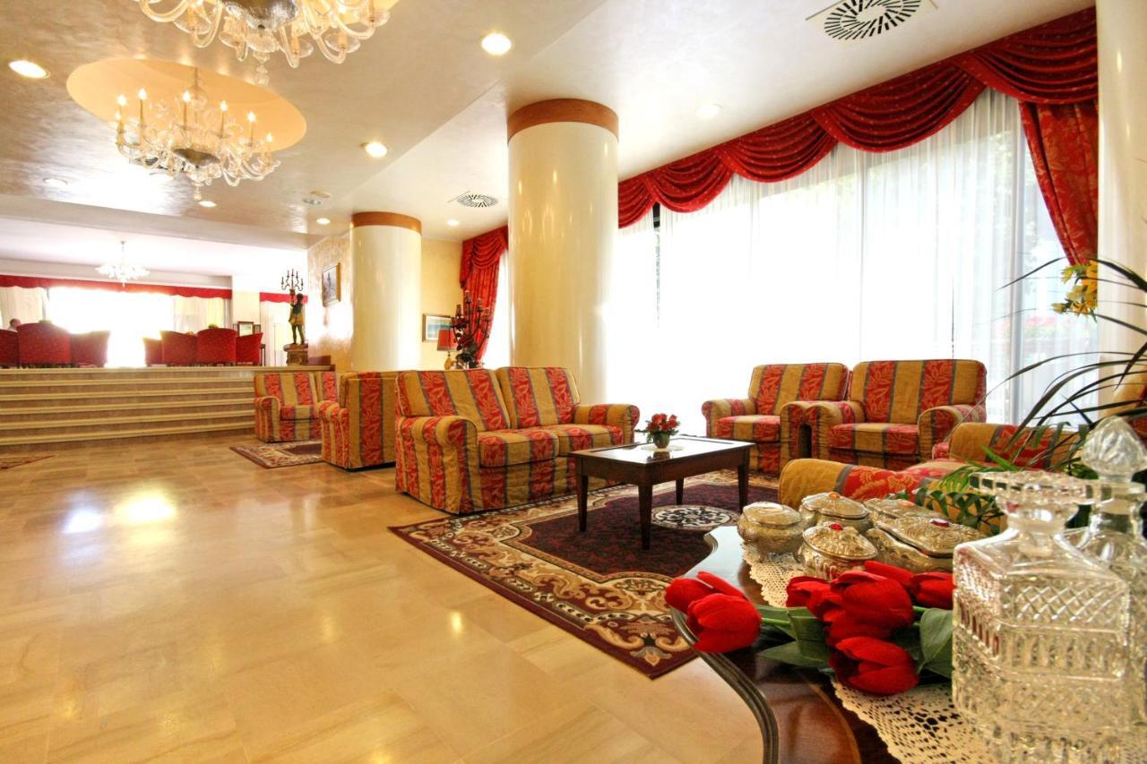 Hotel Metropolitan Bellaria-Igea Marina Dış mekan fotoğraf